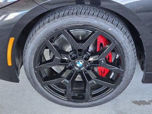 2025 BMW 330 i