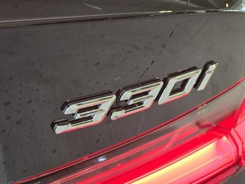 2025 BMW 330 i