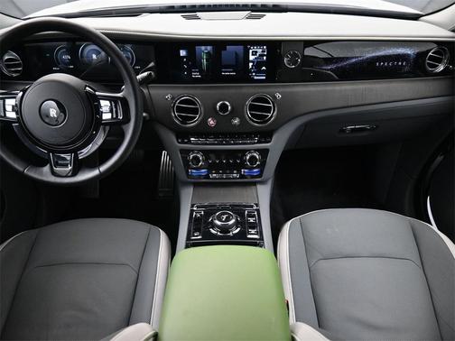 2024 Rolls-Royce Spectre Base