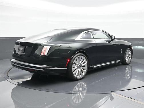 2024 Rolls-Royce Spectre Base