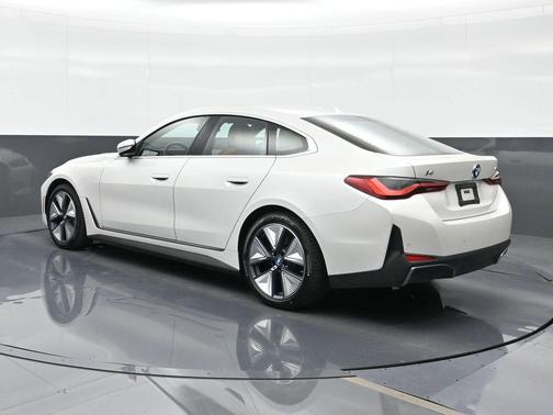 Mineral White Metallic 2023 BMW i4 Gran Coupe eDrive35