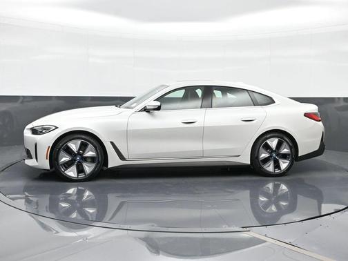 Mineral White Metallic 2023 BMW i4 Gran Coupe eDrive35