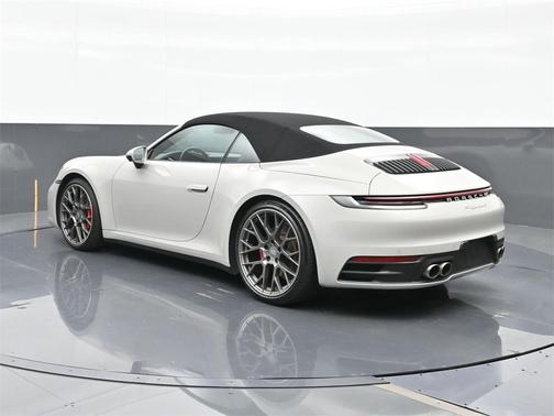 2022 Porsche 911 Carrera S
