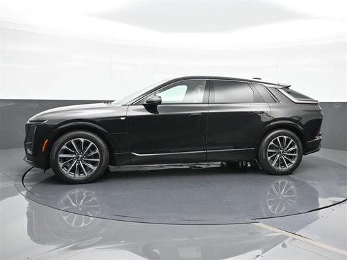 2024 Cadillac LYRIQ Sport