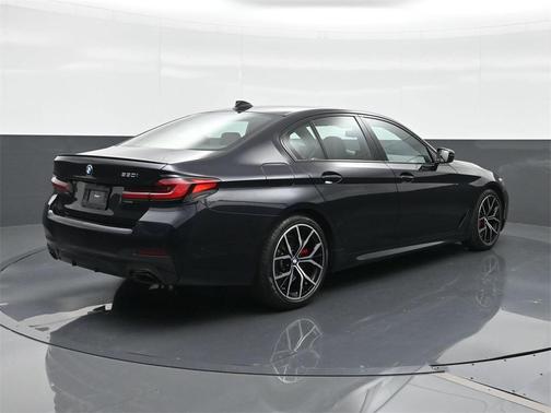 2023 BMW 530 i
