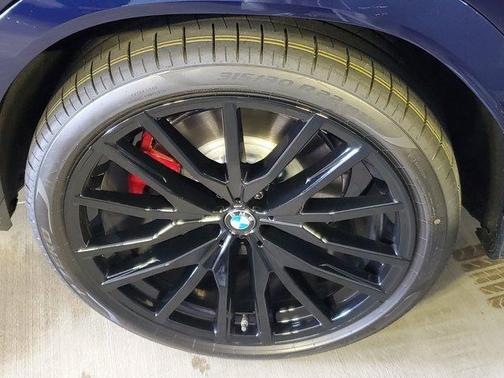C3Z 2027 BMW X6 M60i