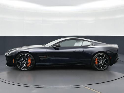Black 2025 Aston Martin Vanquish Base