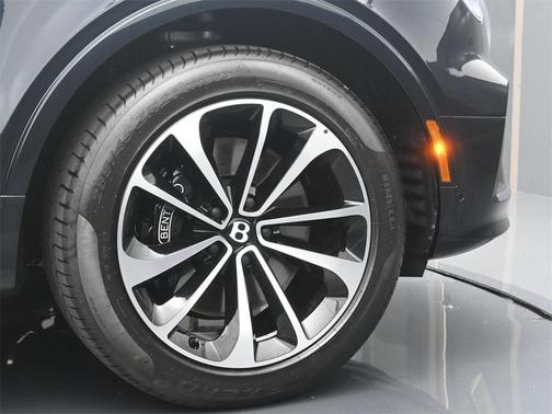 2024 Bentley Bentayga Hybrid S