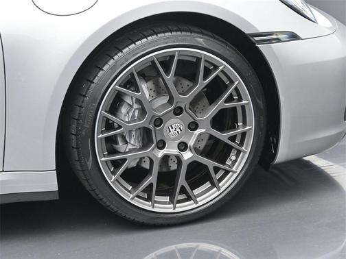 2021 Porsche 911 Carrera