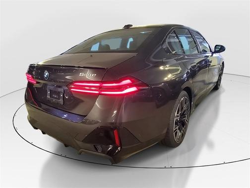 2026 BMW 550e xDrive