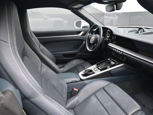 2020 Porsche 911 Carrera S