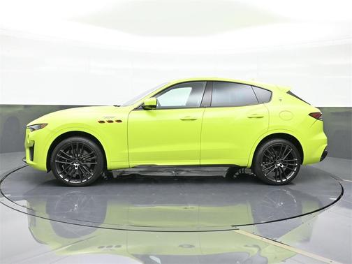 2023 Maserati Levante Trofeo