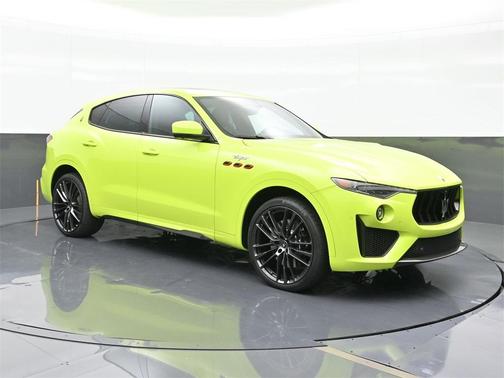 2023 Maserati Levante Trofeo