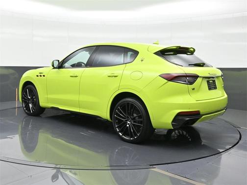 2023 Maserati Levante Trofeo