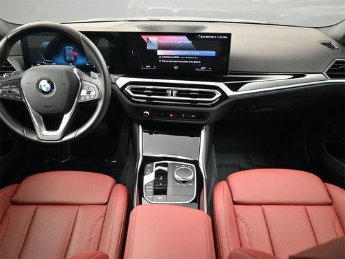 2023 BMW 330 i
