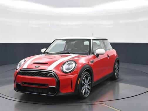 2023 MINI Hardtop Cooper