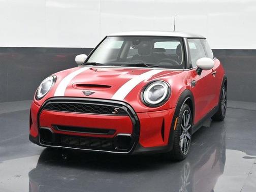 2023 MINI Hardtop Cooper