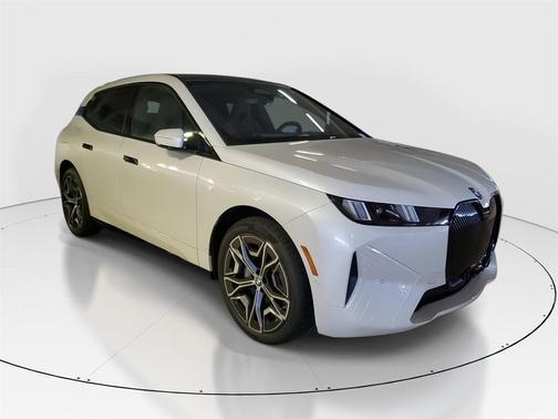 2026 BMW iX xDrive45