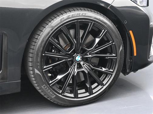 2022 BMW 750 i xDrive