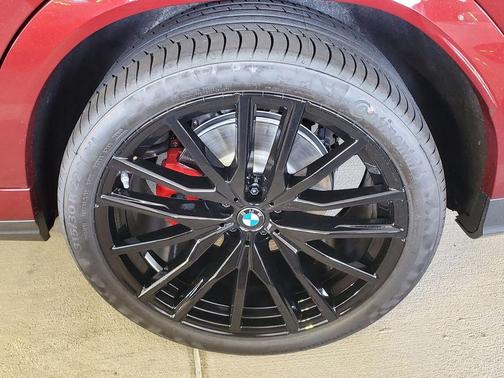 C57 2027 BMW X6 xDrive40i