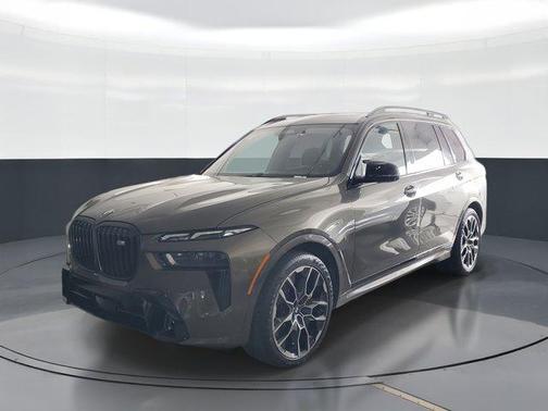 2024 BMW X7 M60i