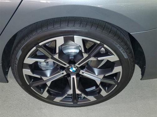 2026 BMW 330 i NA