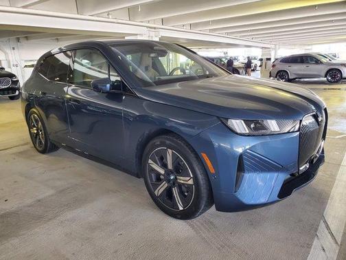 2026 BMW iX xDrive45