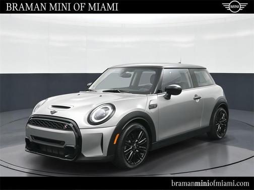 2023 MINI Hardtop Cooper