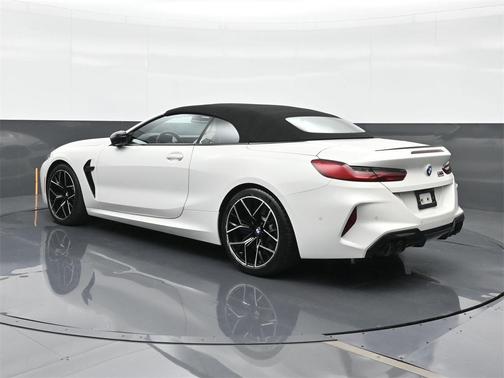 2022 BMW M8 Competition