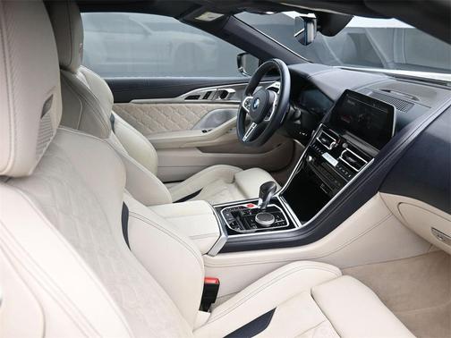 2022 BMW M8 Competition