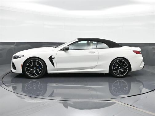 2022 BMW M8 Competition