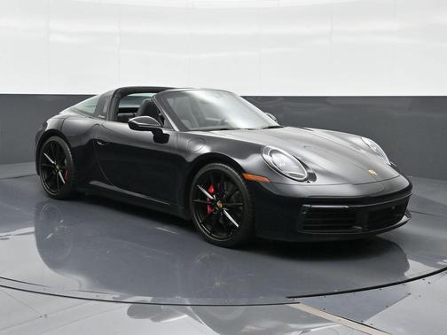 Jet Black Metallic 2024 Porsche 911 Targa 4S