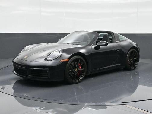 Jet Black Metallic 2024 Porsche 911 Targa 4S
