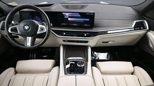 Carbon Black Metallic 2024 BMW X6 xDrive40i