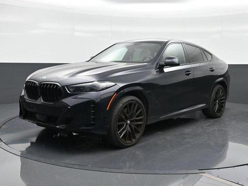 Carbon Black Metallic 2024 BMW X6 xDrive40i