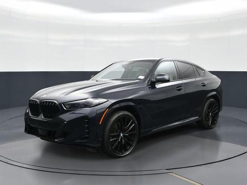 Carbon Black Metallic 2024 BMW X6 xDrive40i