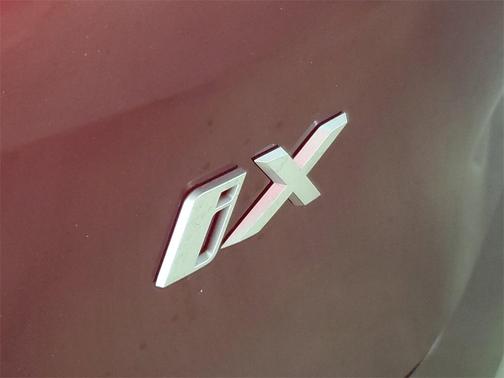 2026 BMW iX xDrive60