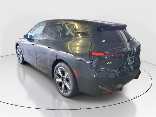 2026 BMW iX xDrive60