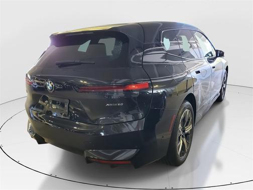 2026 BMW iX xDrive60