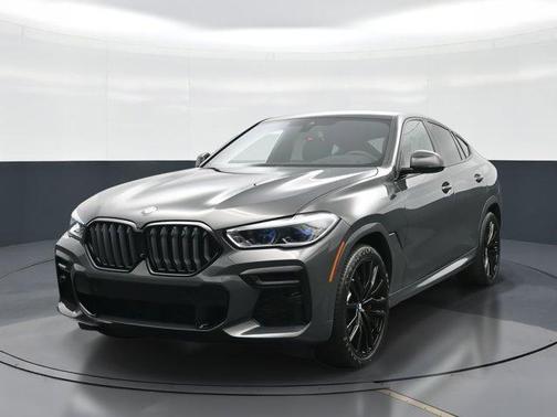 2023 BMW X6 M50i