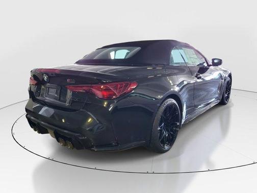 Black Sapphire Metallic 2026 BMW M4 Competition xDrive