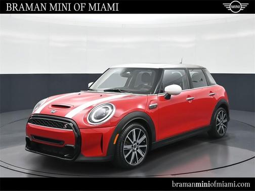 2023 MINI Hardtop Cooper