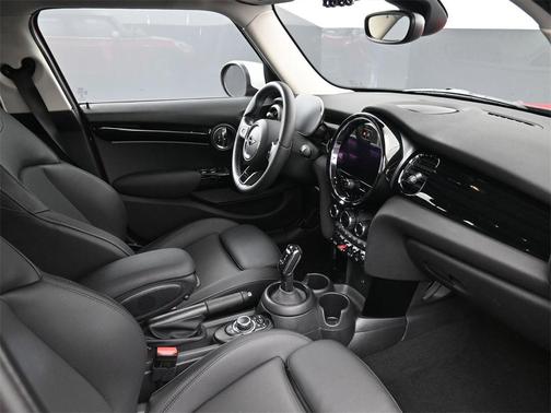 2023 MINI Hardtop Cooper