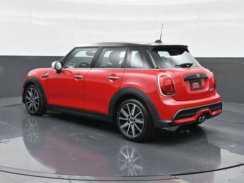 2023 MINI Hardtop Cooper