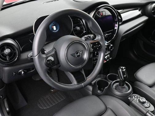 2023 MINI Hardtop Cooper