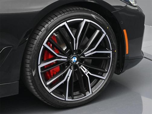 2023 BMW 540 i
