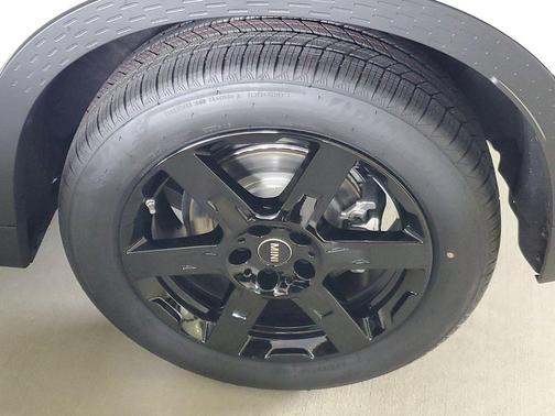 White Metallic 2026 MINI Countryman S