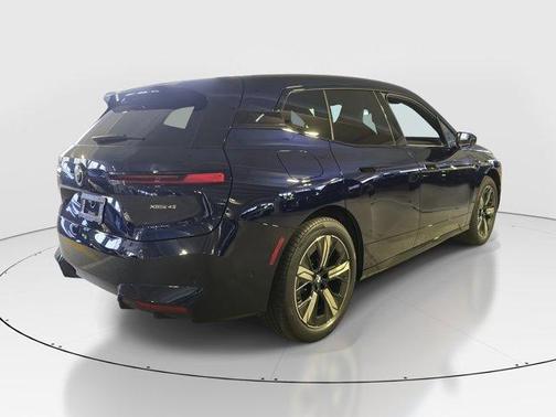 2026 BMW iX xDrive45