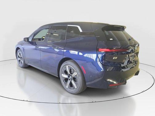 2026 BMW iX xDrive45