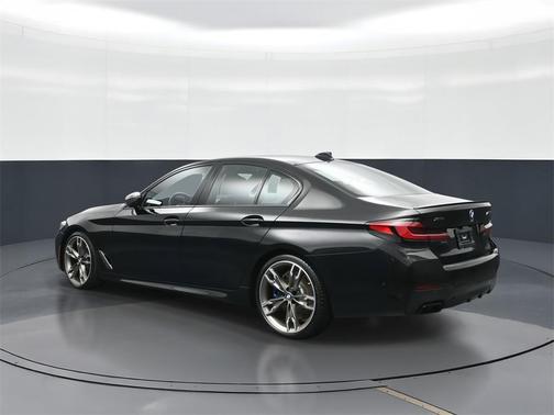 2023 BMW M550 i xDrive
